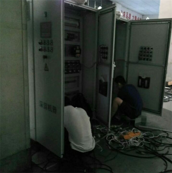 铁人精神铸就满意服务 --致敬深蓝机器售后服务团队