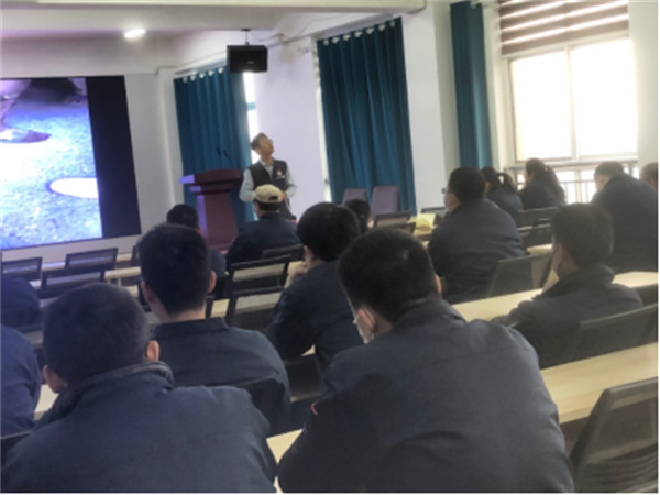 山东深蓝缠绕包装机厂家组织消防安全培训 山东深蓝缠绕包装机厂家组织消防安全培训